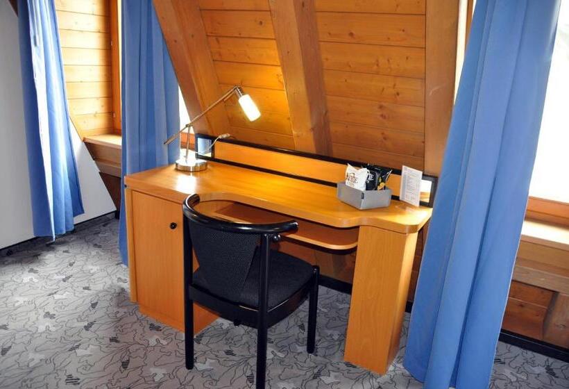 Standard-studio King-vuode, Villa Waldperlach By Blattl