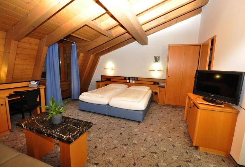 Standard-studio King-vuode, Villa Waldperlach By Blattl