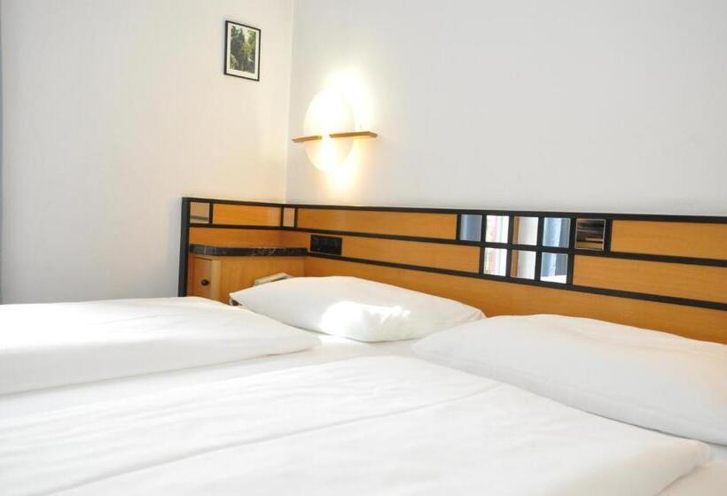 Standard-huone, Villa Waldperlach By Blattl