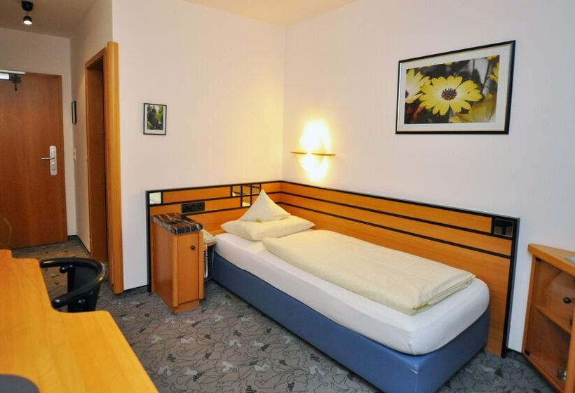 Quarto Estandar, Villa Waldperlach By Blattl