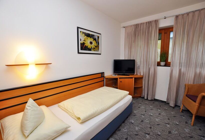 Standard-huone, Villa Waldperlach By Blattl