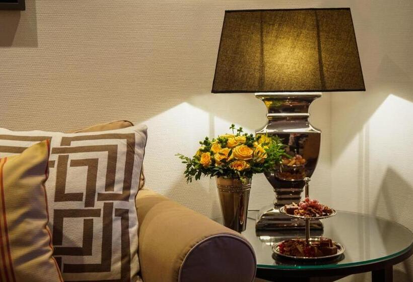 ジュニアスイート, Altes Zollhaus