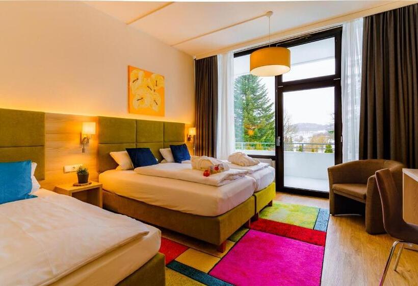 비즈니스룸, Am Kurpark