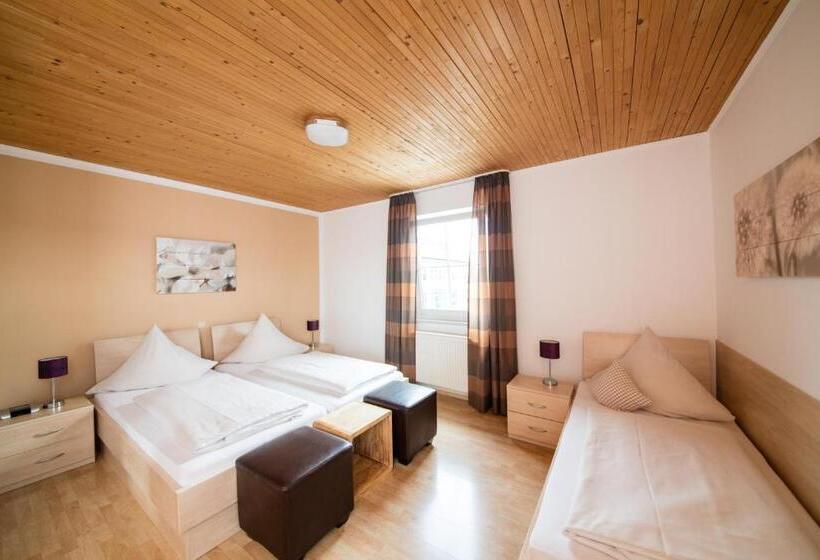 Номер Стандарт Трехместный, Bavaria