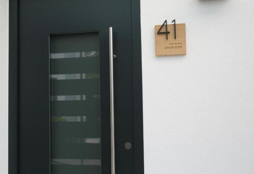 Полулюкс, Bavaria