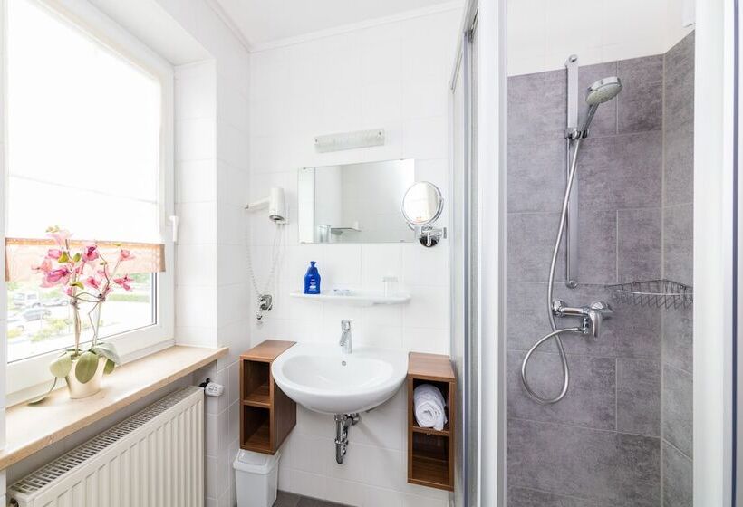 غرفة قياسية فردية, Bavaria