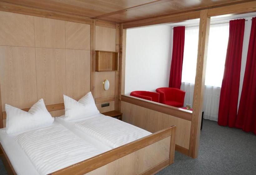 Номер Стандарт, Bayerischer Hof