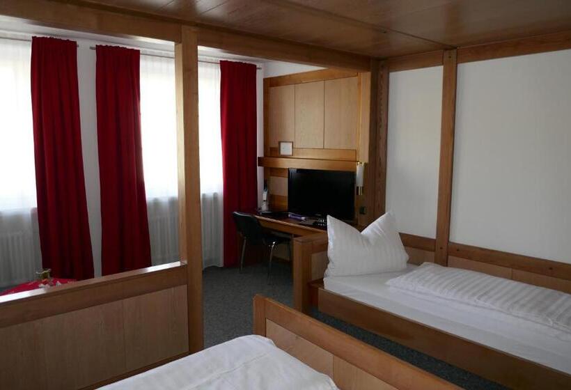 Номер Стандарт Трехместный, Bayerischer Hof