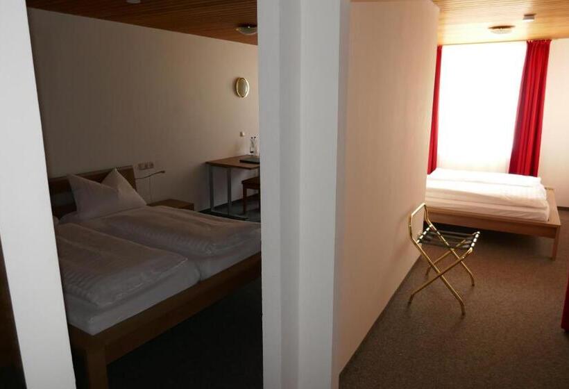 Номер Стандарт Трехместный, Bayerischer Hof