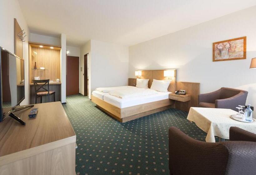 标准单人间, Diana