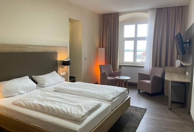 컴포트 룸, Flair Hotel Zum Schiff