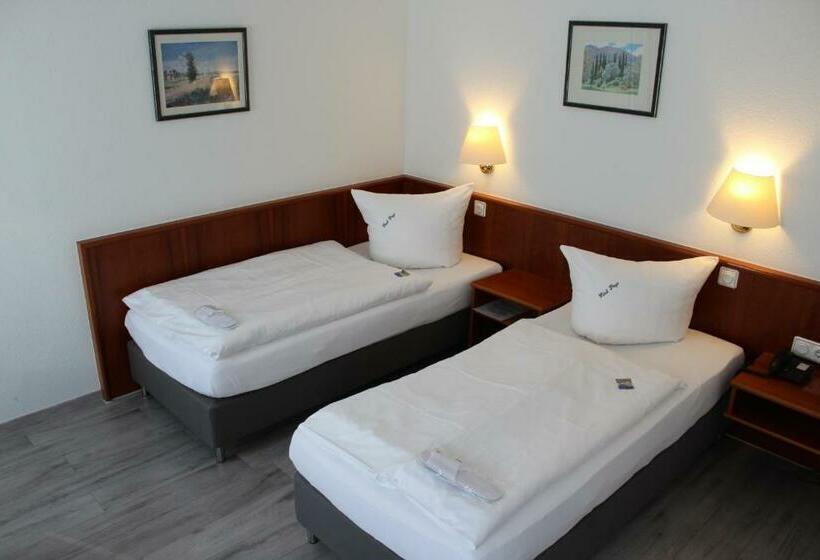 스탠다드 룸, Freye