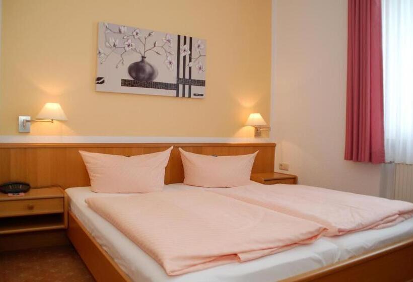 Quarto Estandar, Goldner Anker