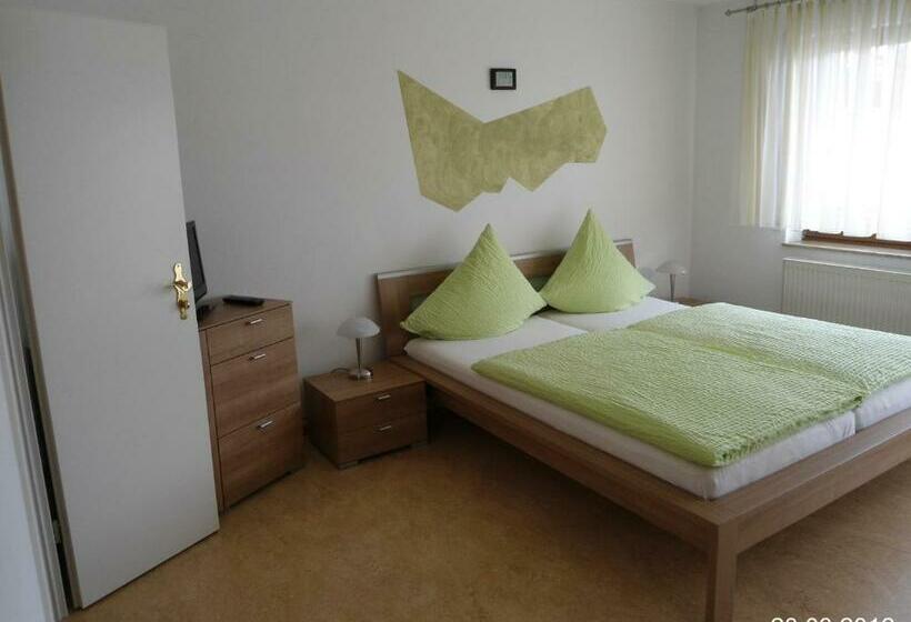 Quarto standard, Hefterwaldstüble