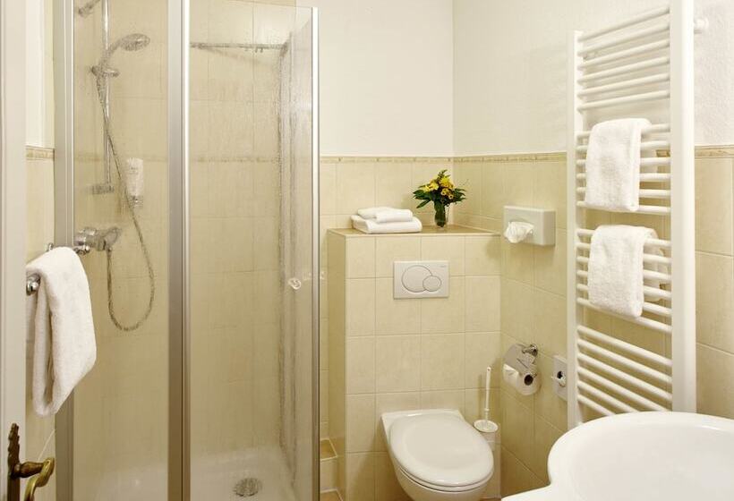 スタンダードルーム, Hof Tutsberg