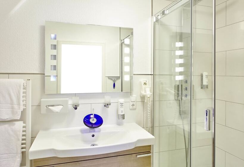 コンフォートルーム, Hof Tutsberg