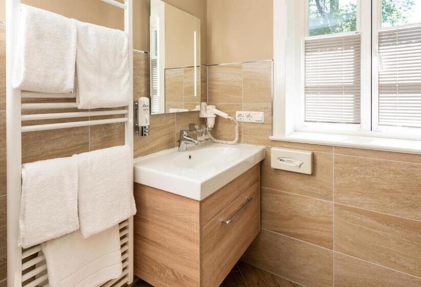 スタンダードルーム, Hof Tutsberg