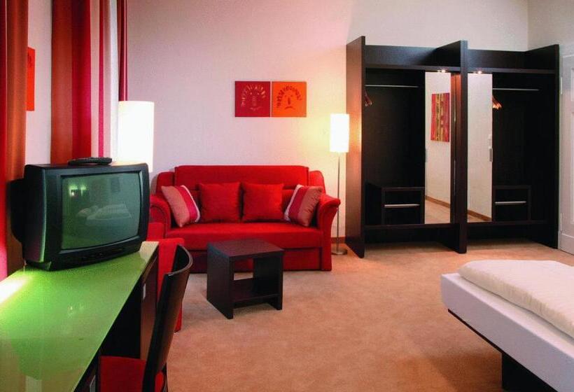 プレミアムルーム, Maris