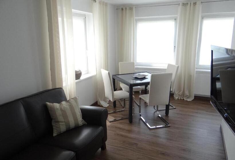 １ベッドルームアパートメント, Maris