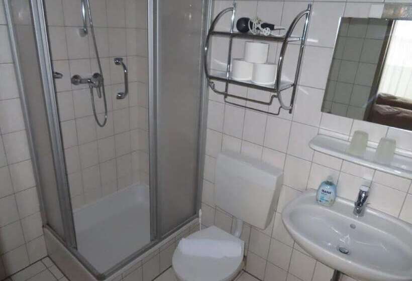 Номер Стандарт, Pension Eichhorn