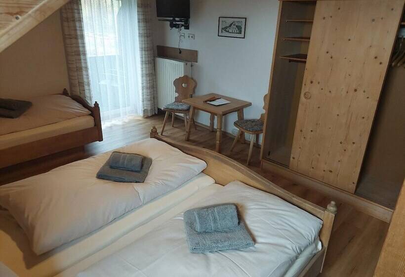 Номер Стандарт, Pension Eichhorn