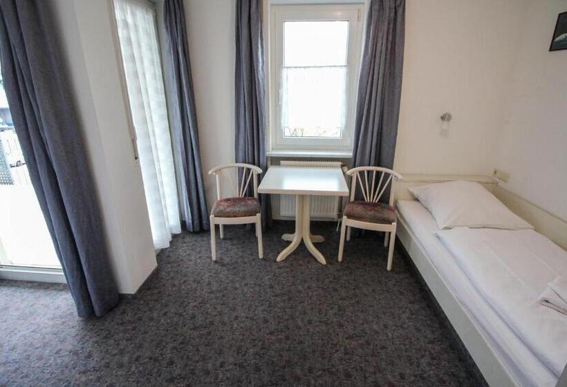 패밀리 룸, Relax