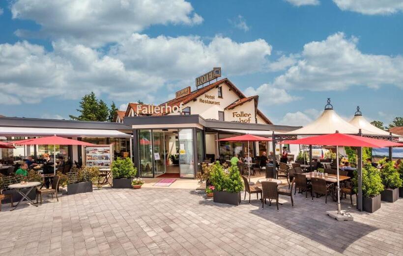 スタンダード4人部屋, Restaurant Fallerhof