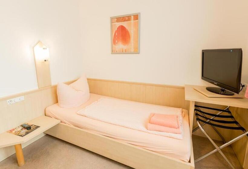 スタンダードシングルルーム, Restaurant Fallerhof