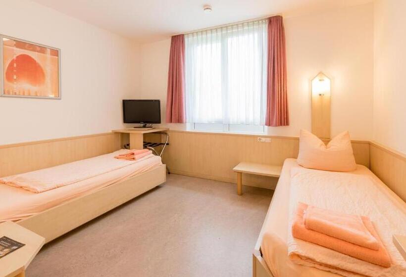 スタンダードルーム, Restaurant Fallerhof