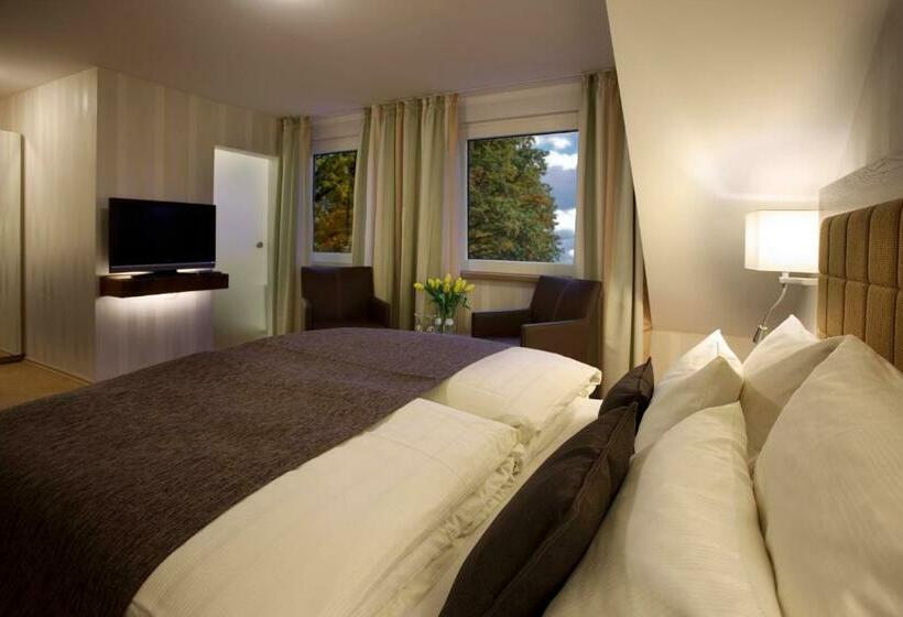 标准间, Seegarten