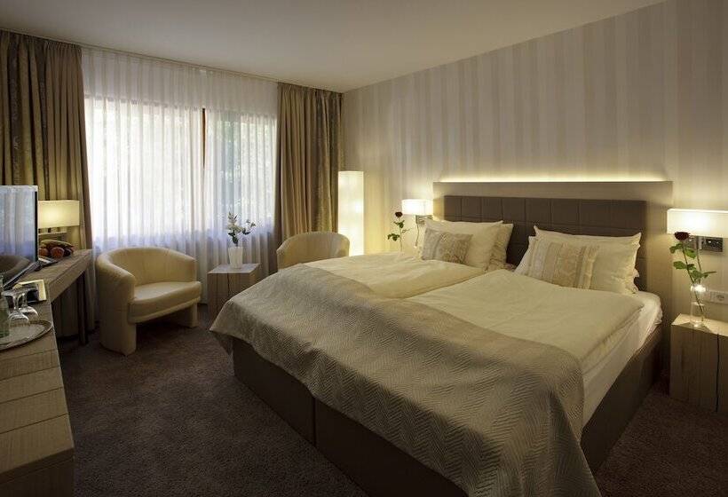 标准间, Seegarten