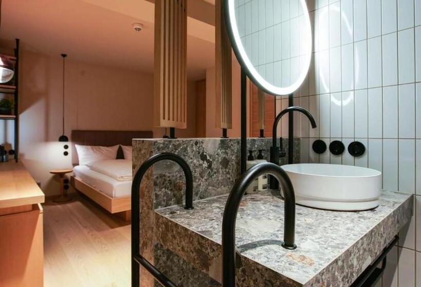 标准间, Seegarten