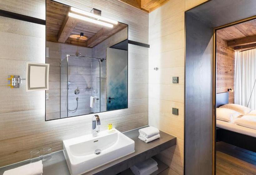 Quarto Estandar Vista Lago, Seehof