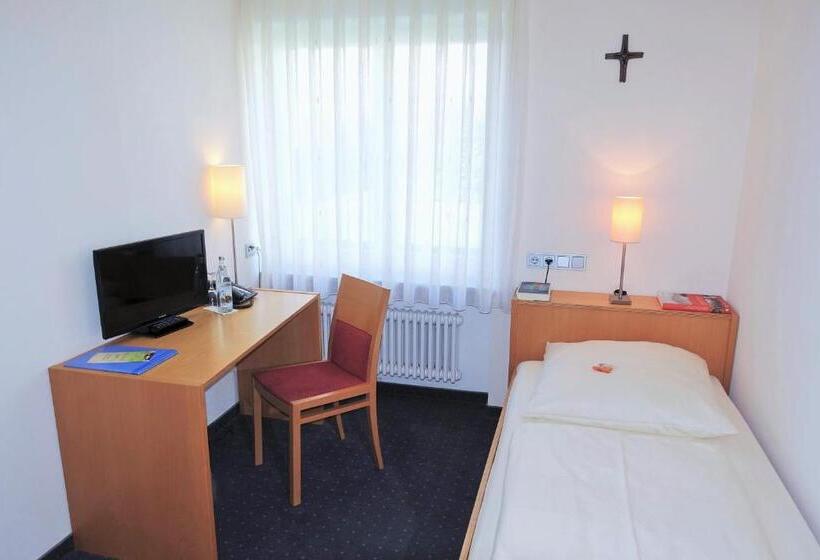 标准单人间, Tagungshaus Schönenberg