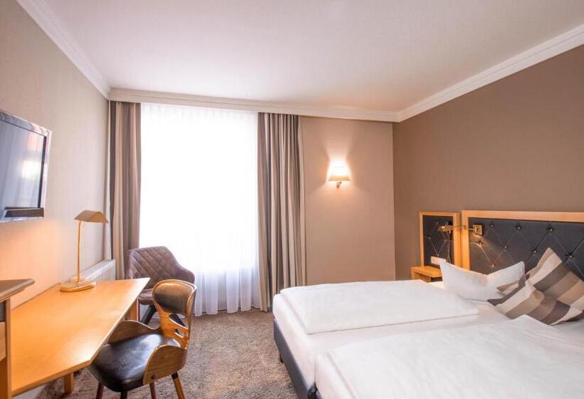 스탠다드 룸, Tanne Ilmenau