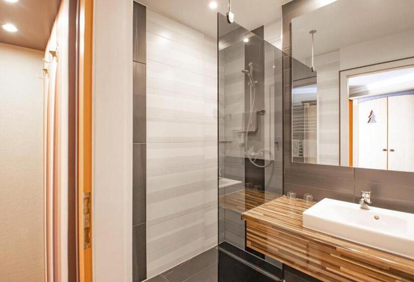 스탠다드 룸, Tanne Ilmenau