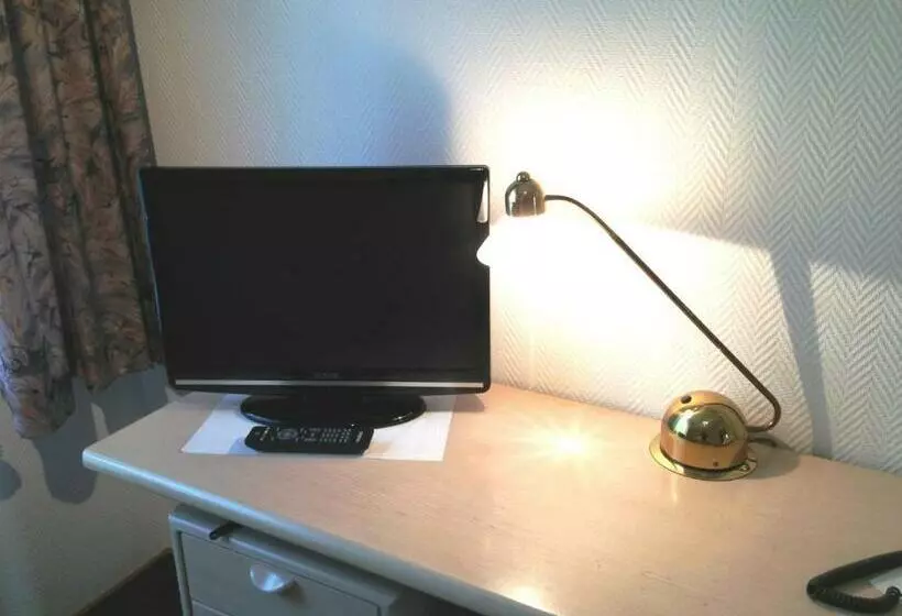 Standard Yhden Hengen Huone, Waldschlösschen