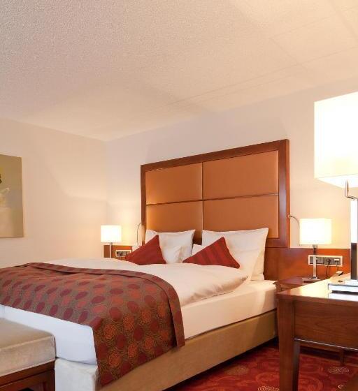 スタンダードルーム, Zu Den Drei Linden