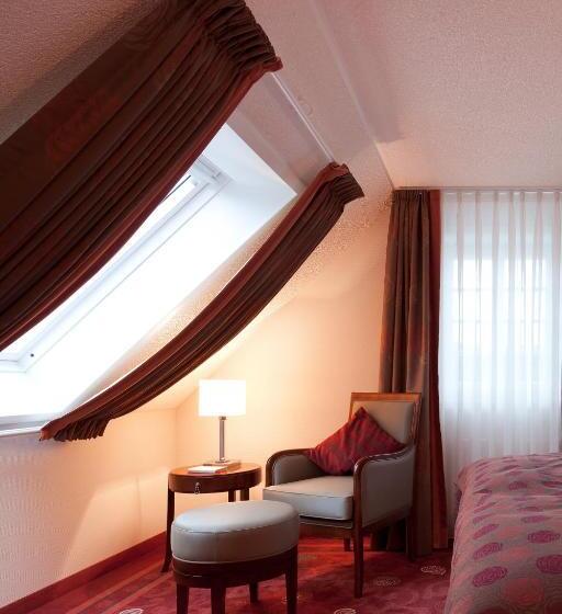 スイート, Zu Den Drei Linden