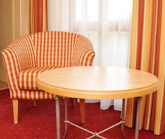 标准间, Zum Blauen Hecht