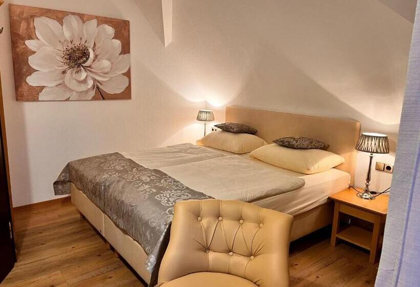 スタンダードルーム, Posthotel Arnold