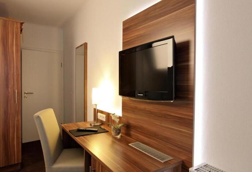 标准单人间, Waldhotel Bad Soden