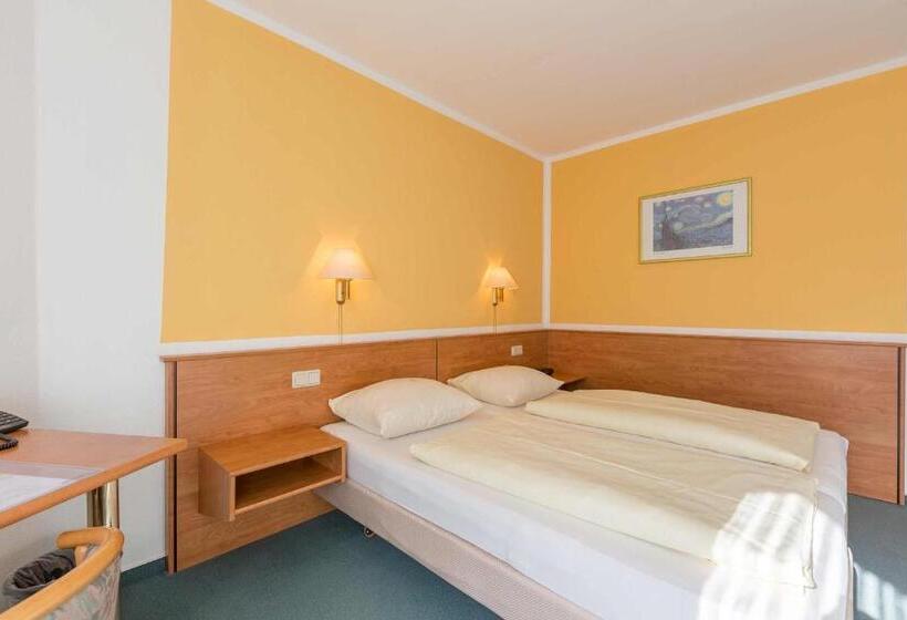 اتاق لوکس با بالکن, Aparthotel Berlin