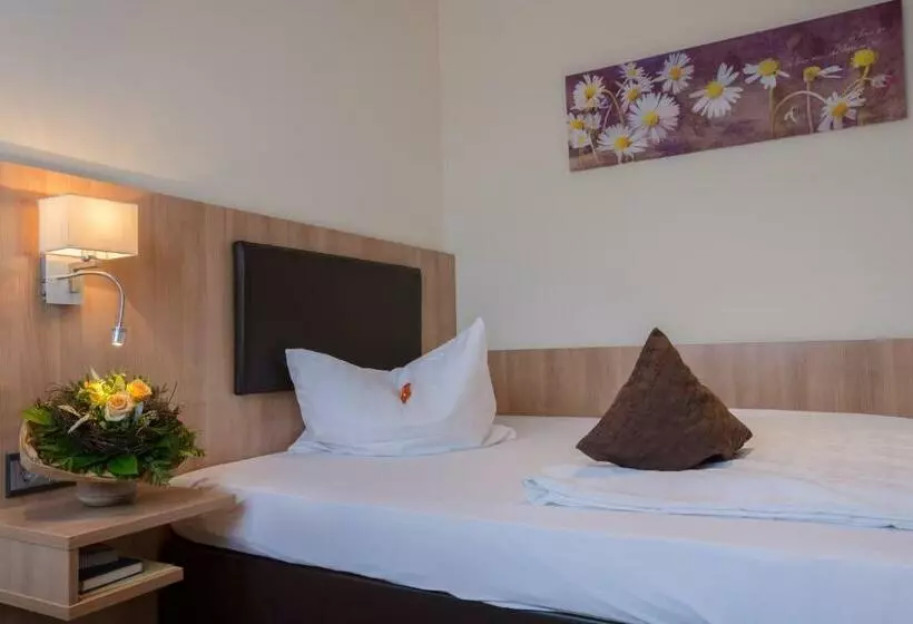 スタンダードシングルルーム, Garni Hotel Schumacher