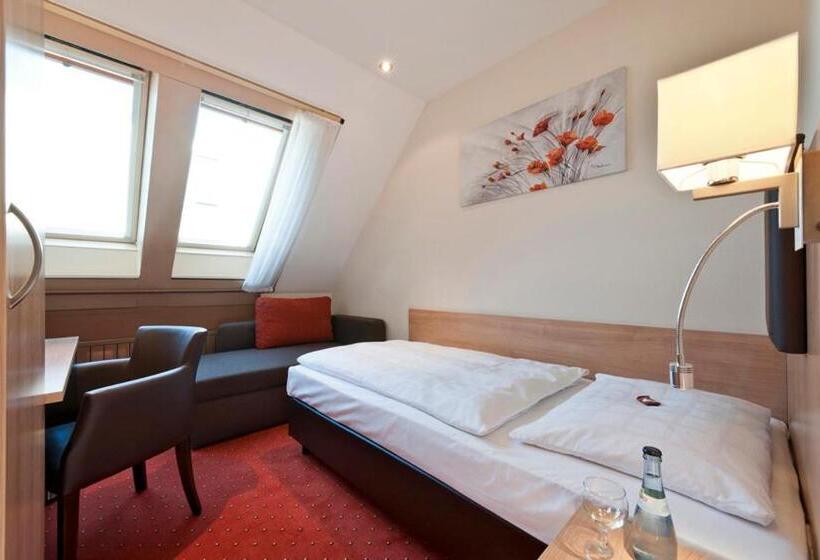 Номер Стандарт Индивидуальный, Garni Hotel Schumacher