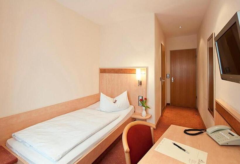 Номер Стандарт Индивидуальный, Garni Hotel Schumacher