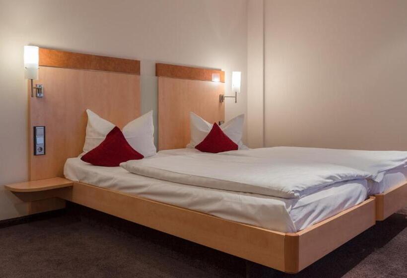 Номер Стандарт, Garni Hotel Schumacher