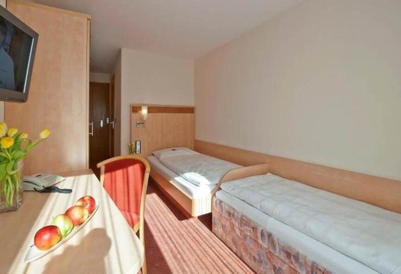 Номер Стандарт Индивидуальный, Garni Hotel Schumacher