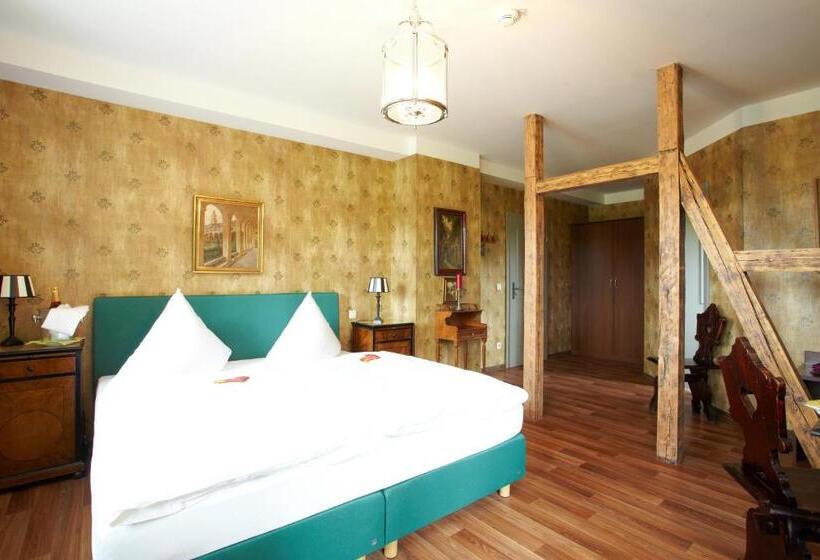 Номер Стандарт, Gastwirtschaft & Hotel Hallescher Anger