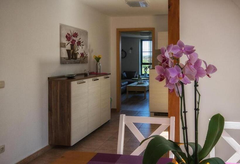 شقة غرفتين, Gastwirtschaft & Hotel Hallescher Anger